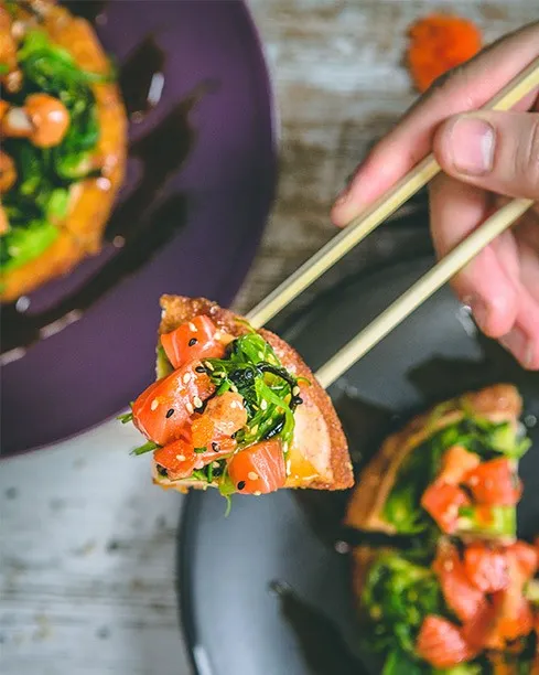 sushi pizza salmon